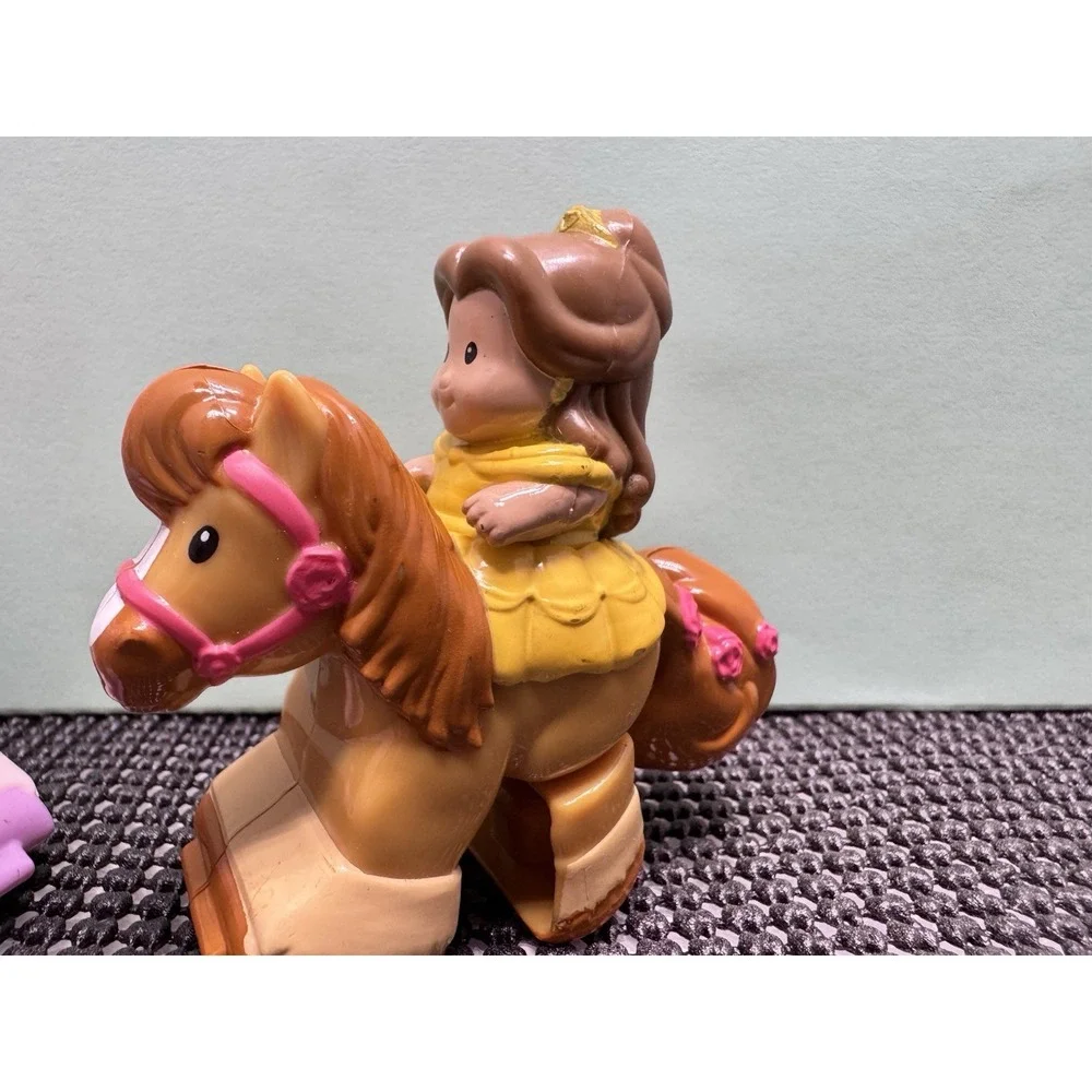 Fisher-Price Little People Klip Klop Disney Princesses Belle & Ariel